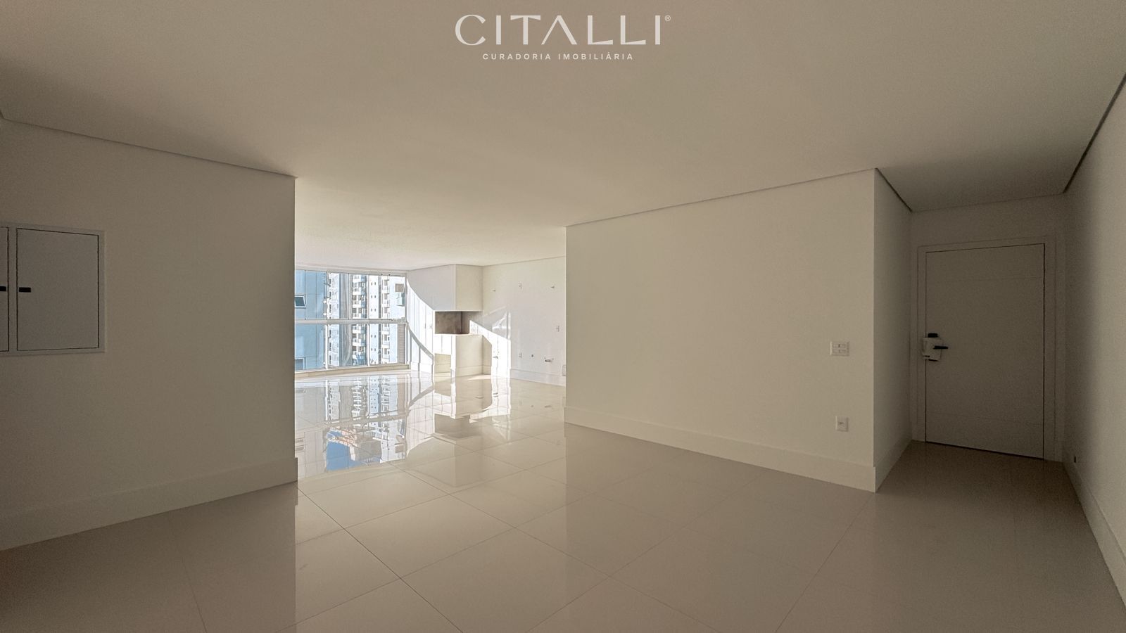 APARTAMENTO COM 4 SUÍTES NOVO EM HOME CLUB NA PRAIA PRAIA - Foto 2