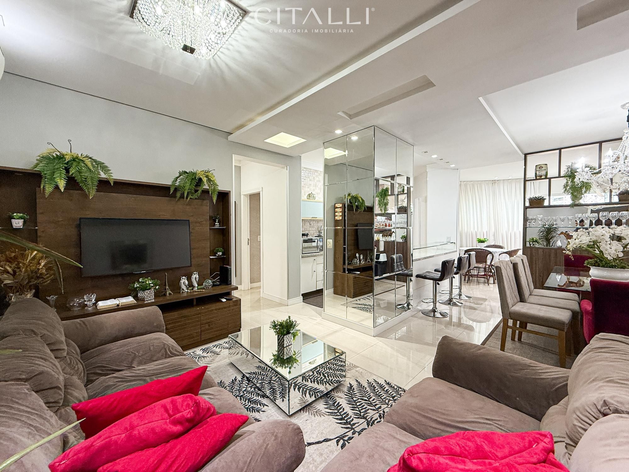 Apartamento no Edifício Mar Egeu em Balneário Camboriú, 02 quartos, 90m² - Foto 3