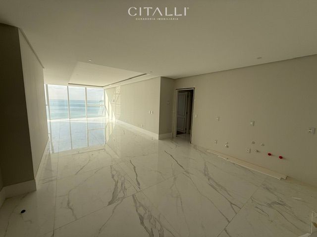 Apartamento frente mar no Edifício Boreal Tower em Balneário Camboriú com 04 Suítes. - Foto 2