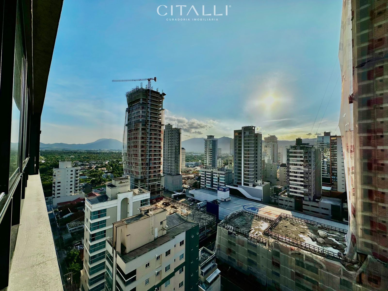 Apartamento 3 suítes no La Joie em Meia Praia Itapema - Foto 4
