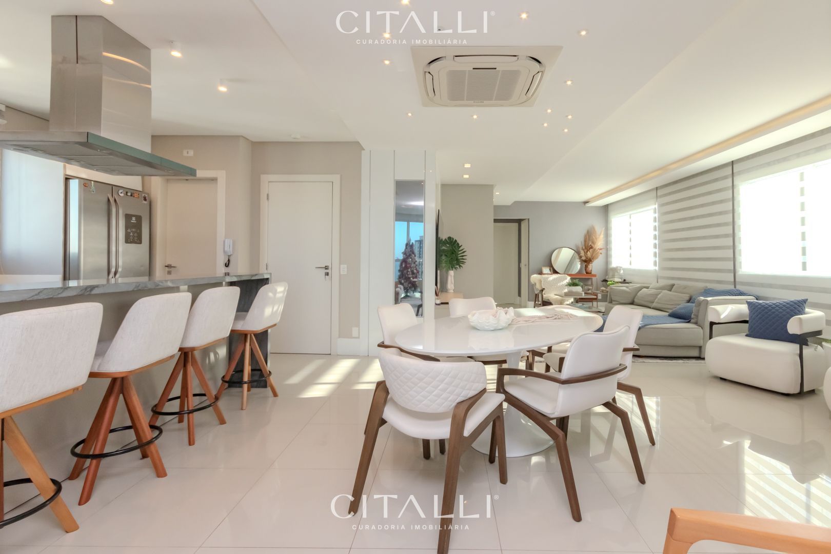 ALTO PADRÃO – ELEGANCE TOWER – BALNEÁRIO CAMBORIÚ - Foto 1