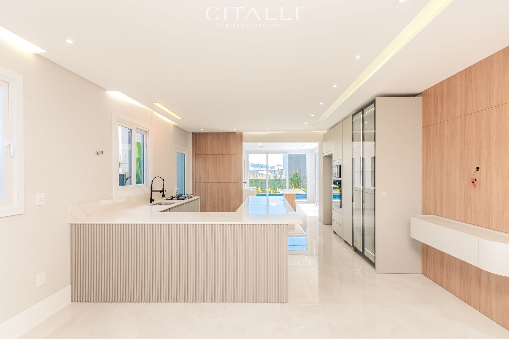 Casa no Condomínio Caledônia Private Village em Camboriú com 274,33 m² - Foto 4