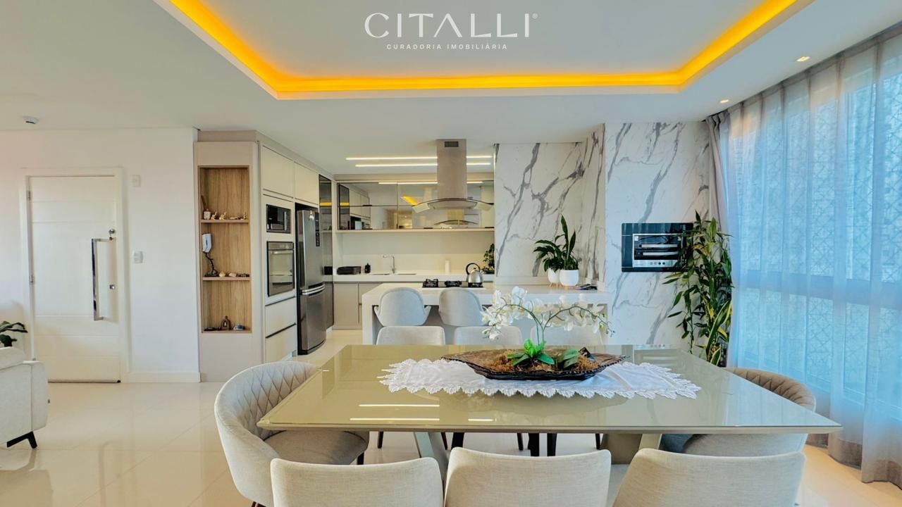 Apartamento no Edifício Residencial Arkansas no Centro de Balneário Camboriú com 3 Suítes - Foto 2