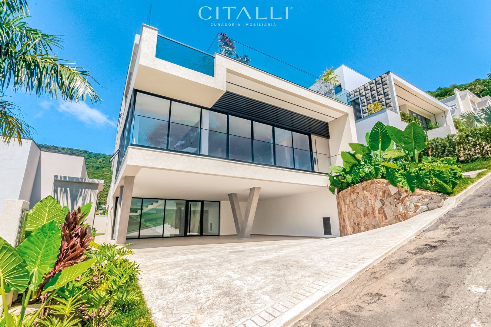 Casa no Condomínio Bella Vista em Balneário Camboriú com 750 m² - Foto 1