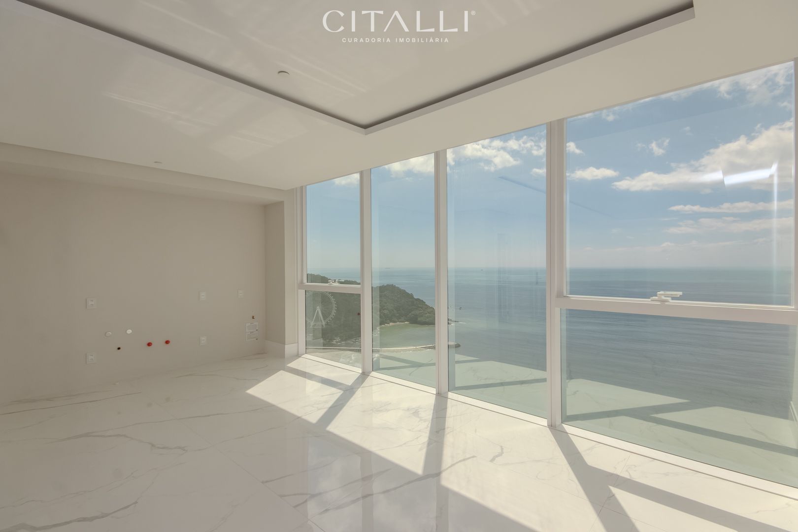 Apartamento no Edifício Boreal Tower na Av. Atlântica de Balneário Camboriú com 04 Suítes. - Foto 2