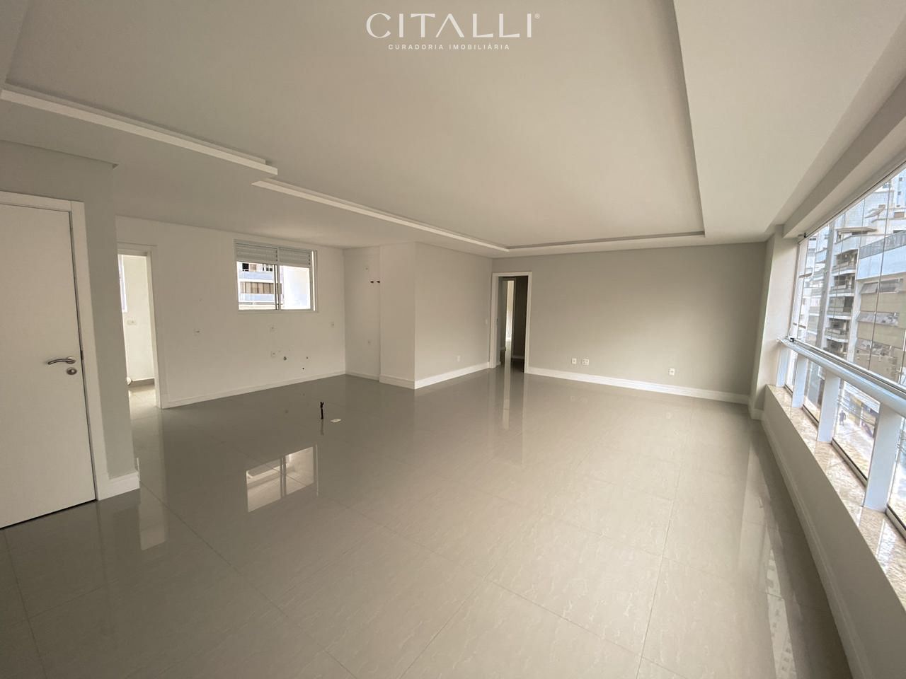 Apartamento diferenciado a apenas 200m do mar - Foto 3