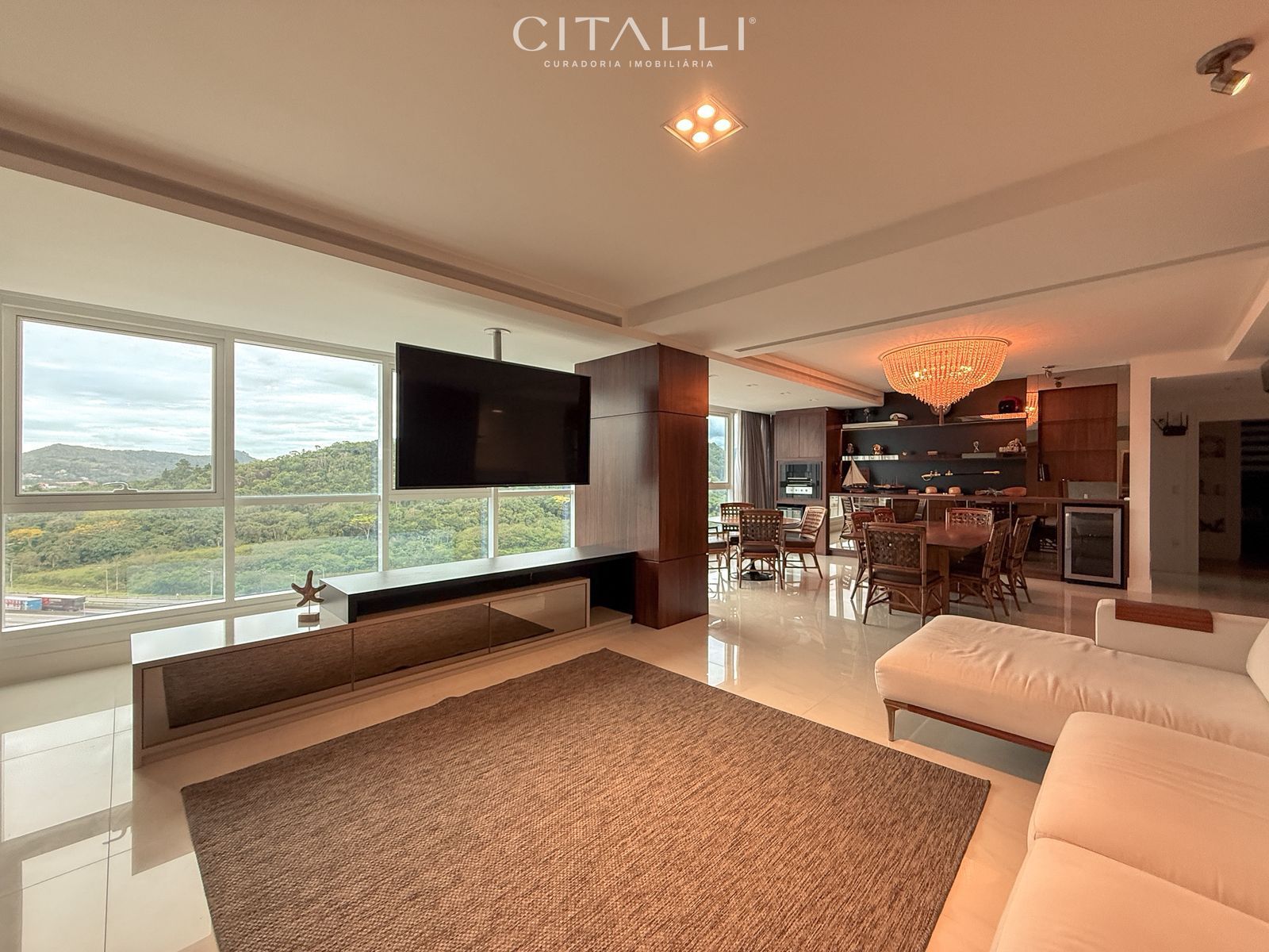 APARTAMENTO MOBILIADO EM BALNEÁRIO CAMBORIÚ COM MARINA PRIVATIVA - Foto 2