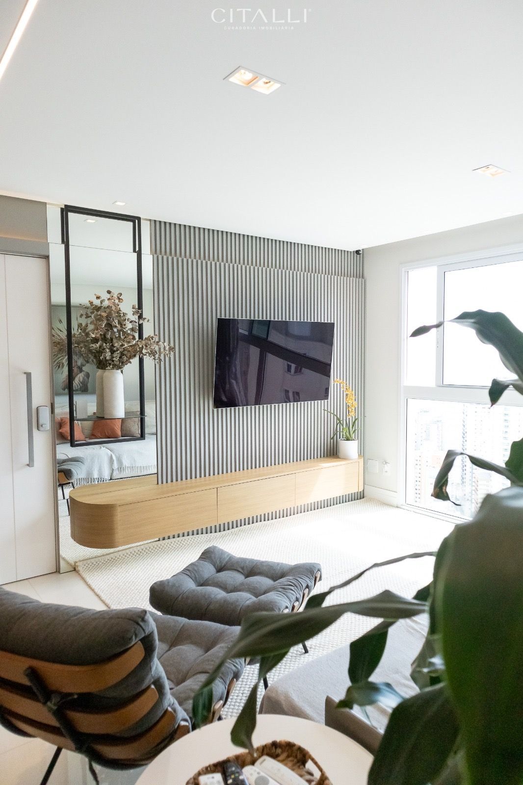 APARTAMENTO NO EDIFÍCIO PHOENIX TOWER – BALNEÁRIO CAMBORIÚ - Foto 1