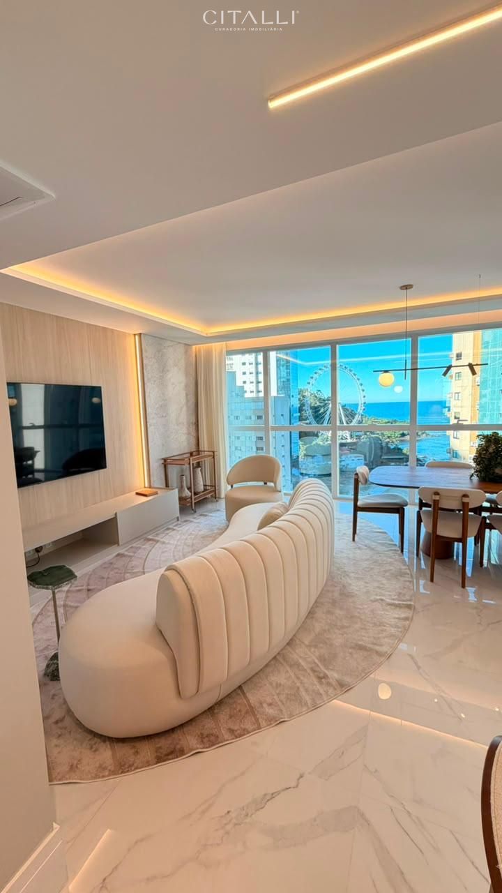 Apartamento no Edifício Skyline Tower no Pioneiros de Balneário Camboriú com 04 Suítes - Foto 2