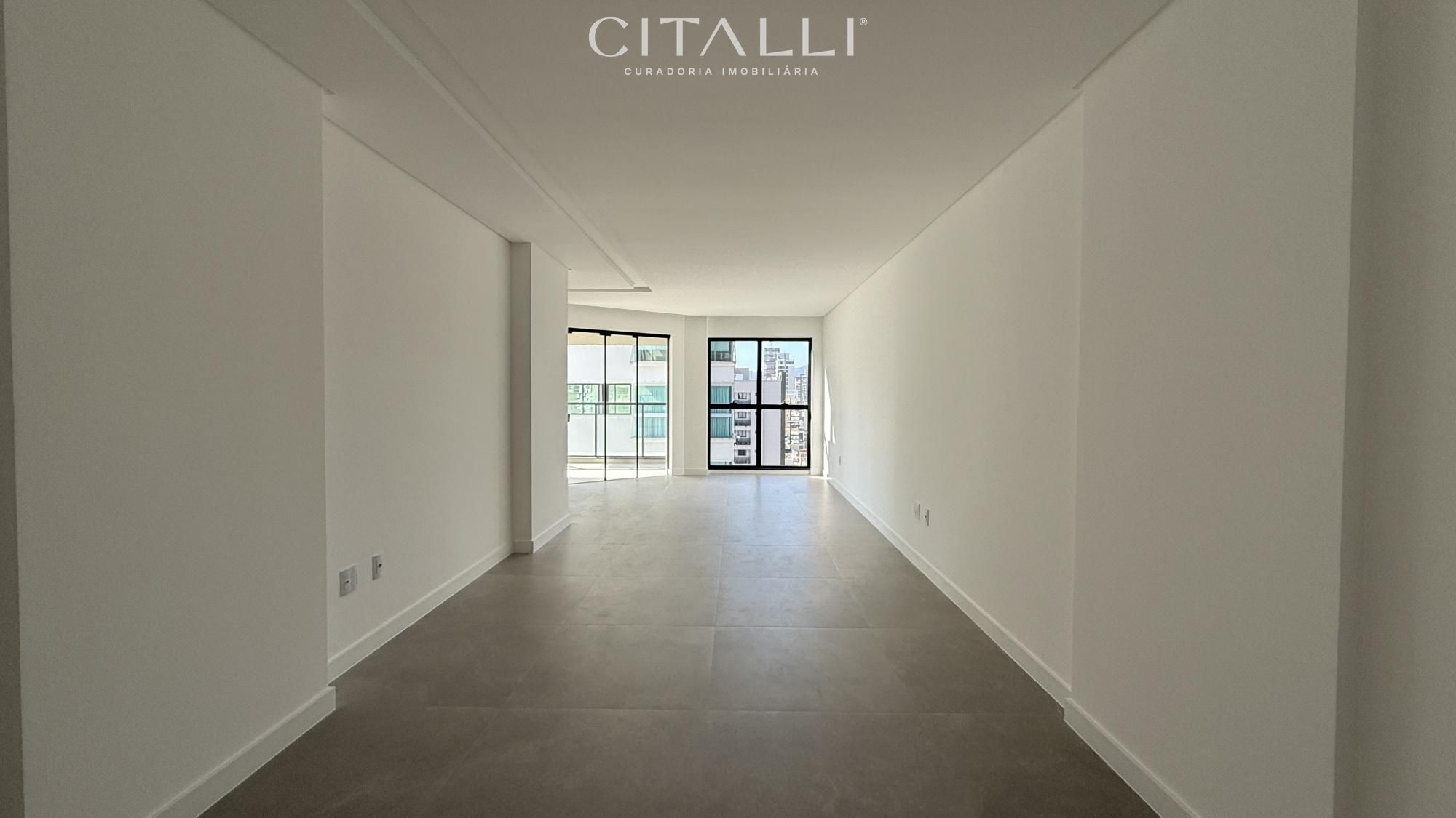 APARTAMENTO NOVO NO EDIFÍCIO PORTO VALÊNCIA NA MEIA PRAIA - Foto 2