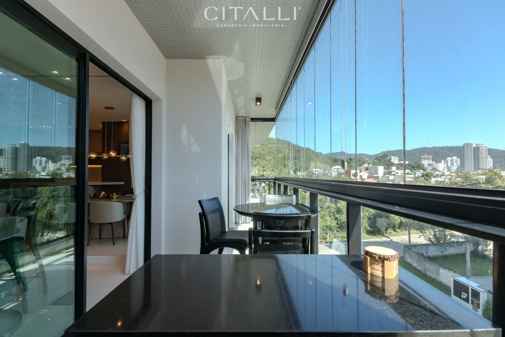 Apartamento no Edifício Privilège Brava na Praia Brava de Itajaí com 01 Suíte + 02 Demi-Suítes - Foto 5