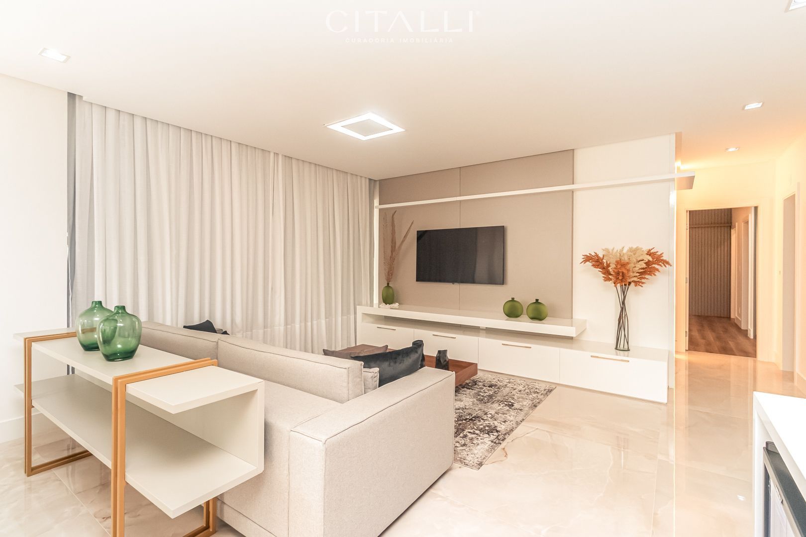 Apartamento no Edifício Residencial Brescia em Balneário Camboriú com 170,60 m² - Foto 1