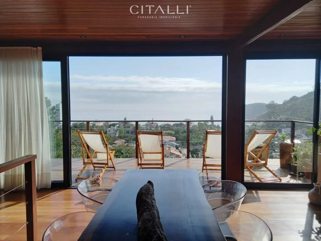 Casa com Vista para o Mar no Morro de Cabeçudas em Itajaí – 3 Dormitórios - Foto 3