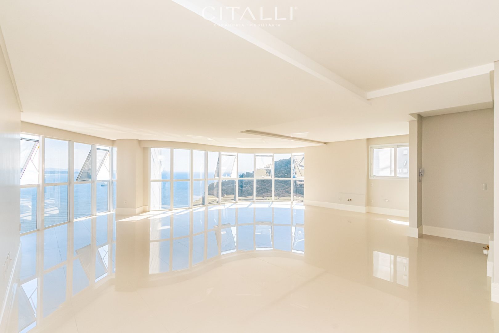 Apartamento no Edifício Ibiza Towers em Balneário Camboriú com 238 m² - Foto 4