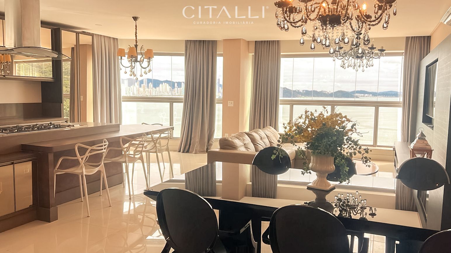 Apartamento no Edifício Baturité Lounge House em Balneário Camboriú com 183 m² - Foto 1