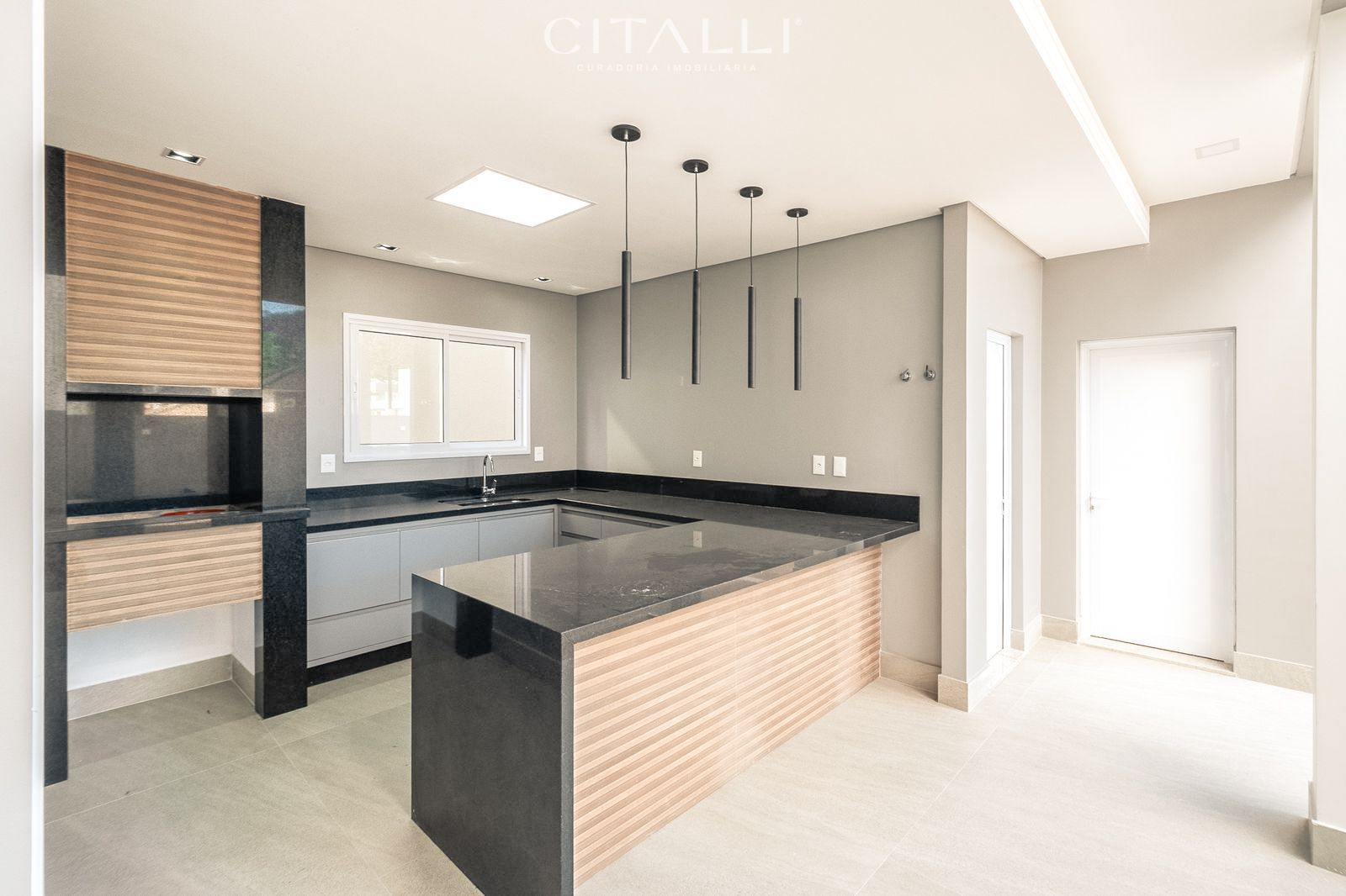 Casa no Condomínio Haras Rio do Ouro em Balneário Camboriú com 400 m² - Foto 5