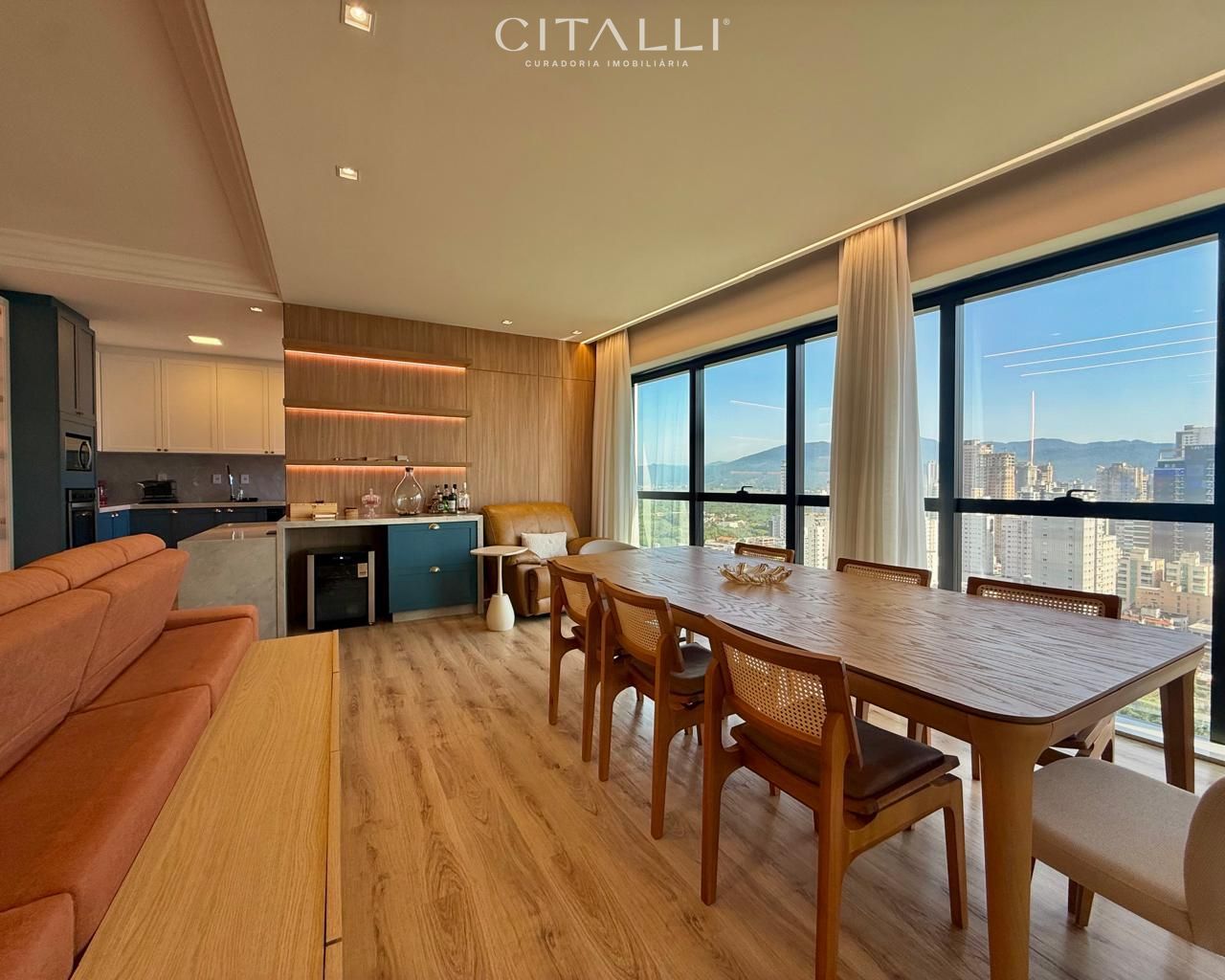 Apartamento no Edifício Paramount Tower em Itapema com 183,15 m² - Foto 1