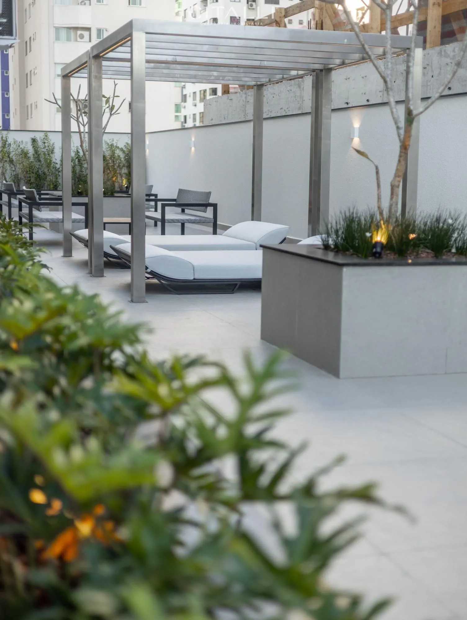 APARTAMENTO NOVO COM 4 SUÍTES NO CENTRO DE BALNEÁRIO CAMBORIÚ - Foto 4