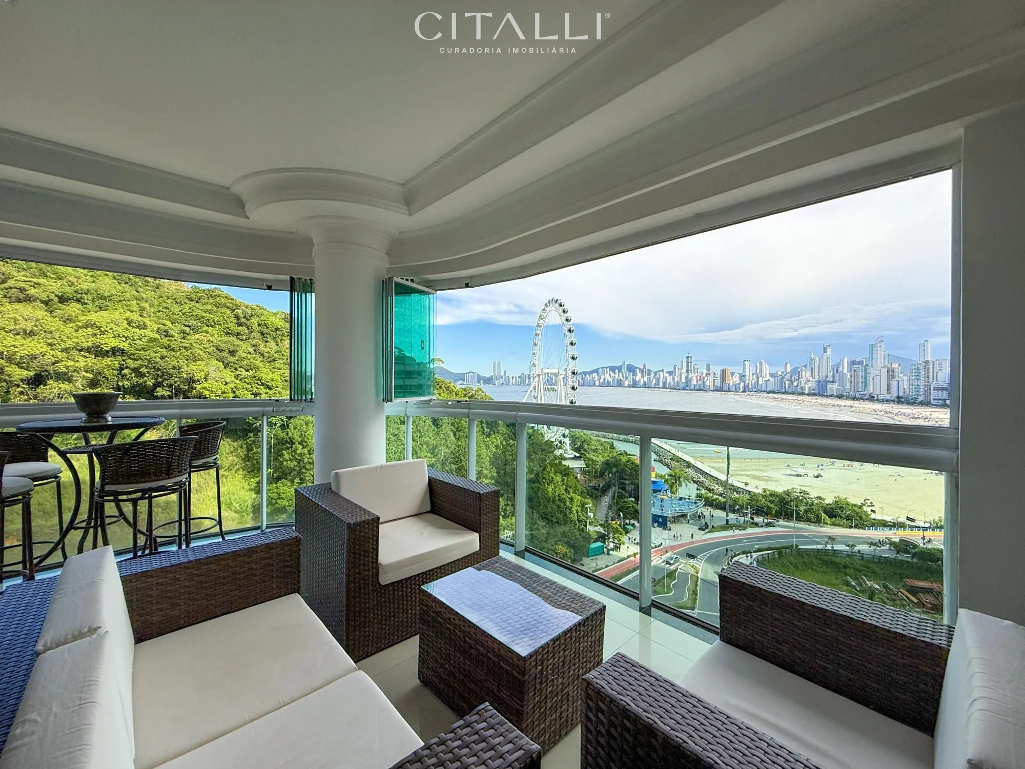 Apartamento com vista no edifício Boulevard San Diego em Balneário Camboriú, 117m² - Foto 1