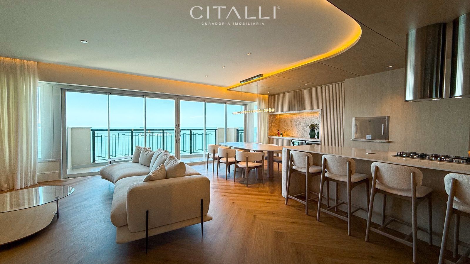 Apartamento no Edifício Aurora Exclusive Home em Balneário Camboriú com 230,85 m²