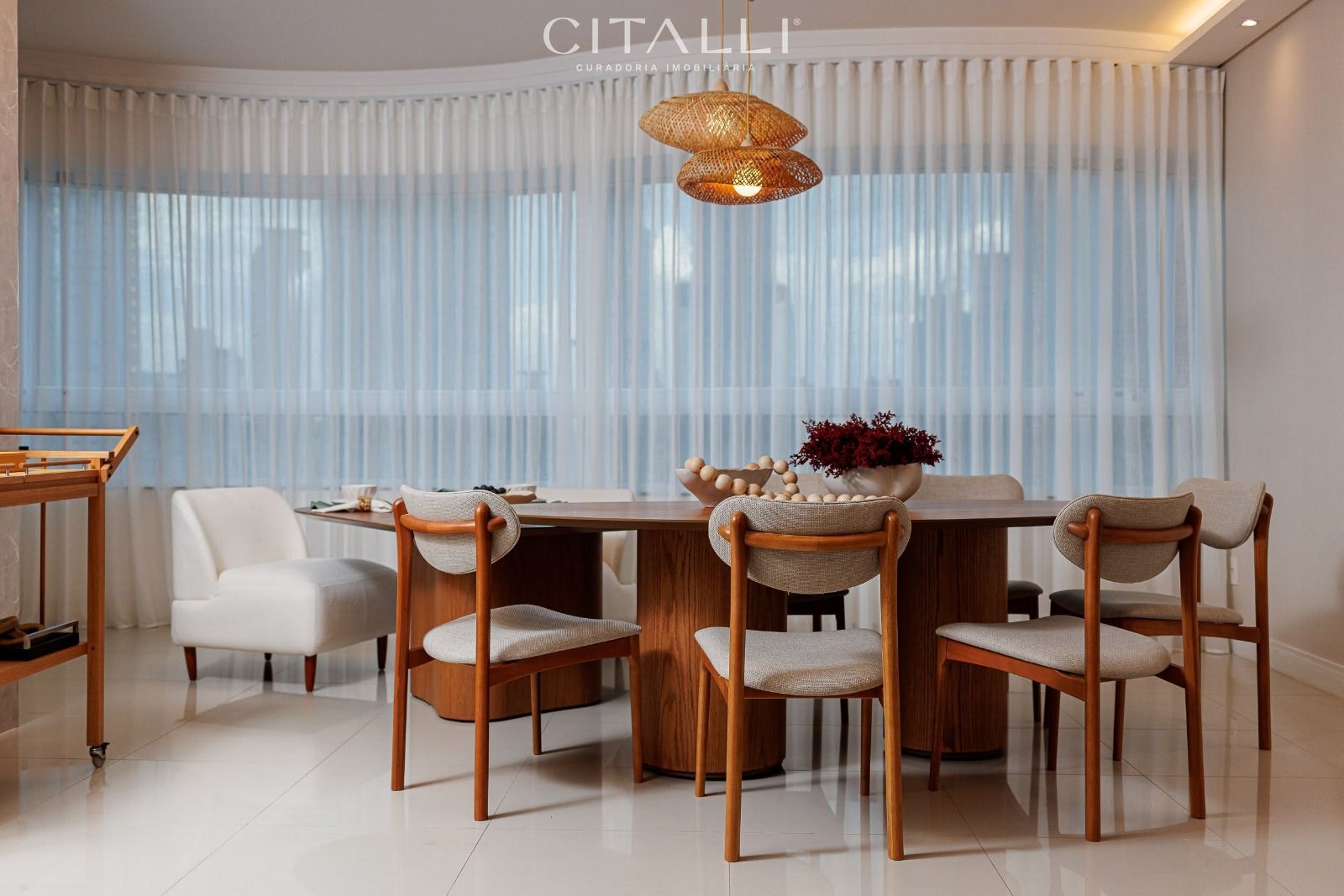 Apartamento mobiliado à venda no Edifício Porto Da Barra com 3 dormitórios próximo ao Passeio San Miguel - Foto 1