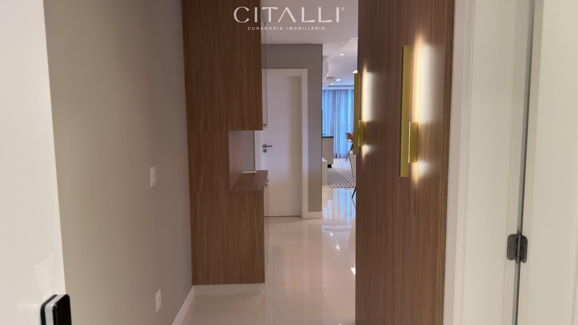 Apartamento na meia Praia - Foto 2