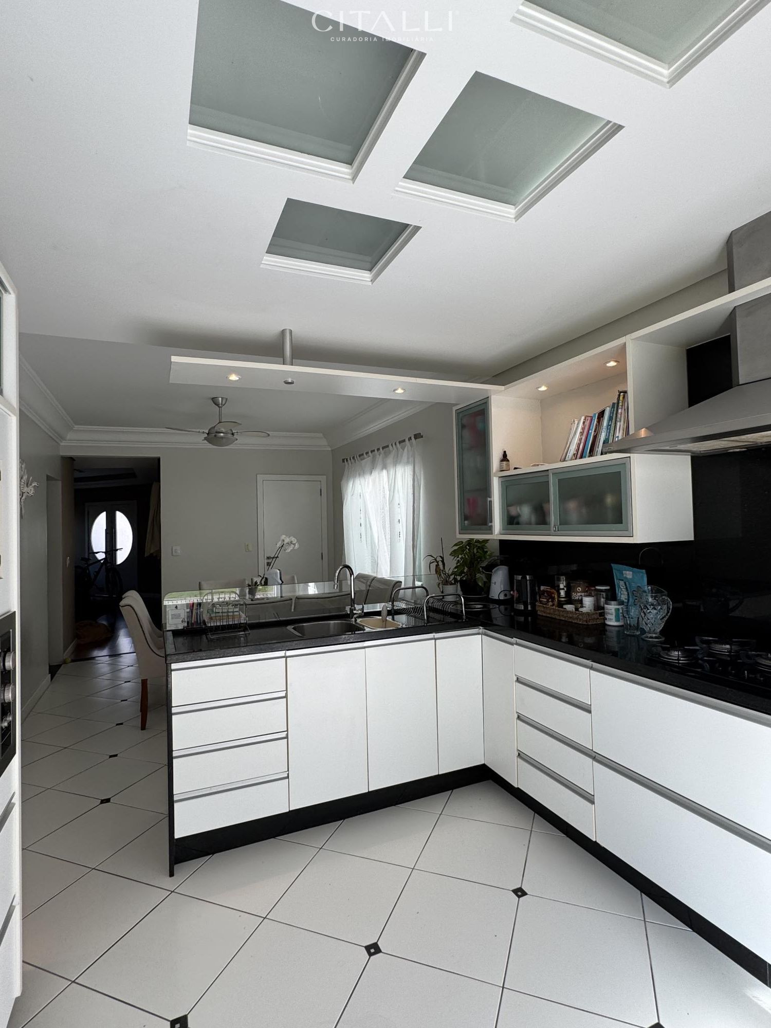 Casa térrea com piscina e área gourmet no bairro Ressacada – Itajaí - Foto 4