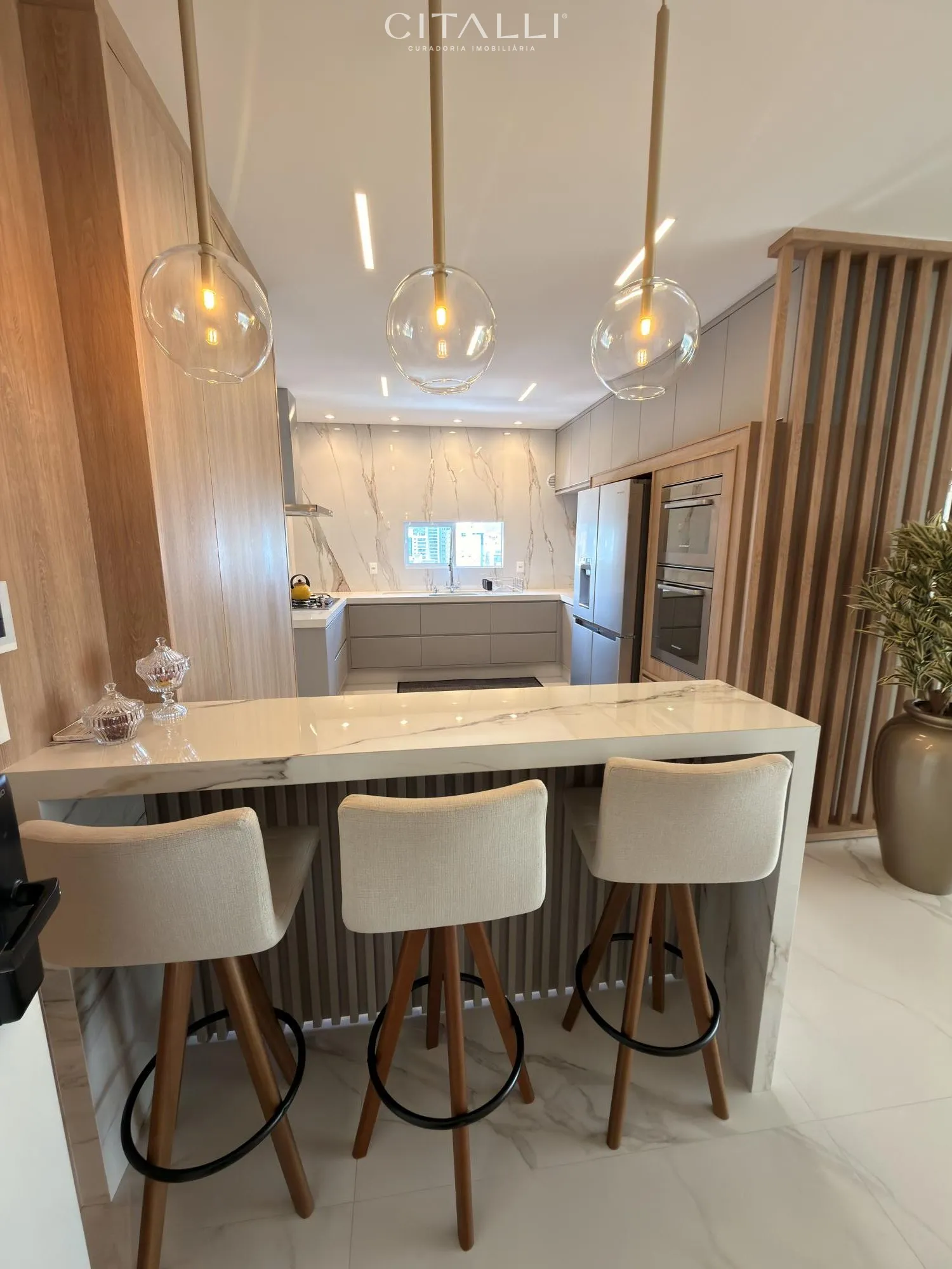 Apartamento no coração da meia Praia com vista pra o mar. - Foto 5