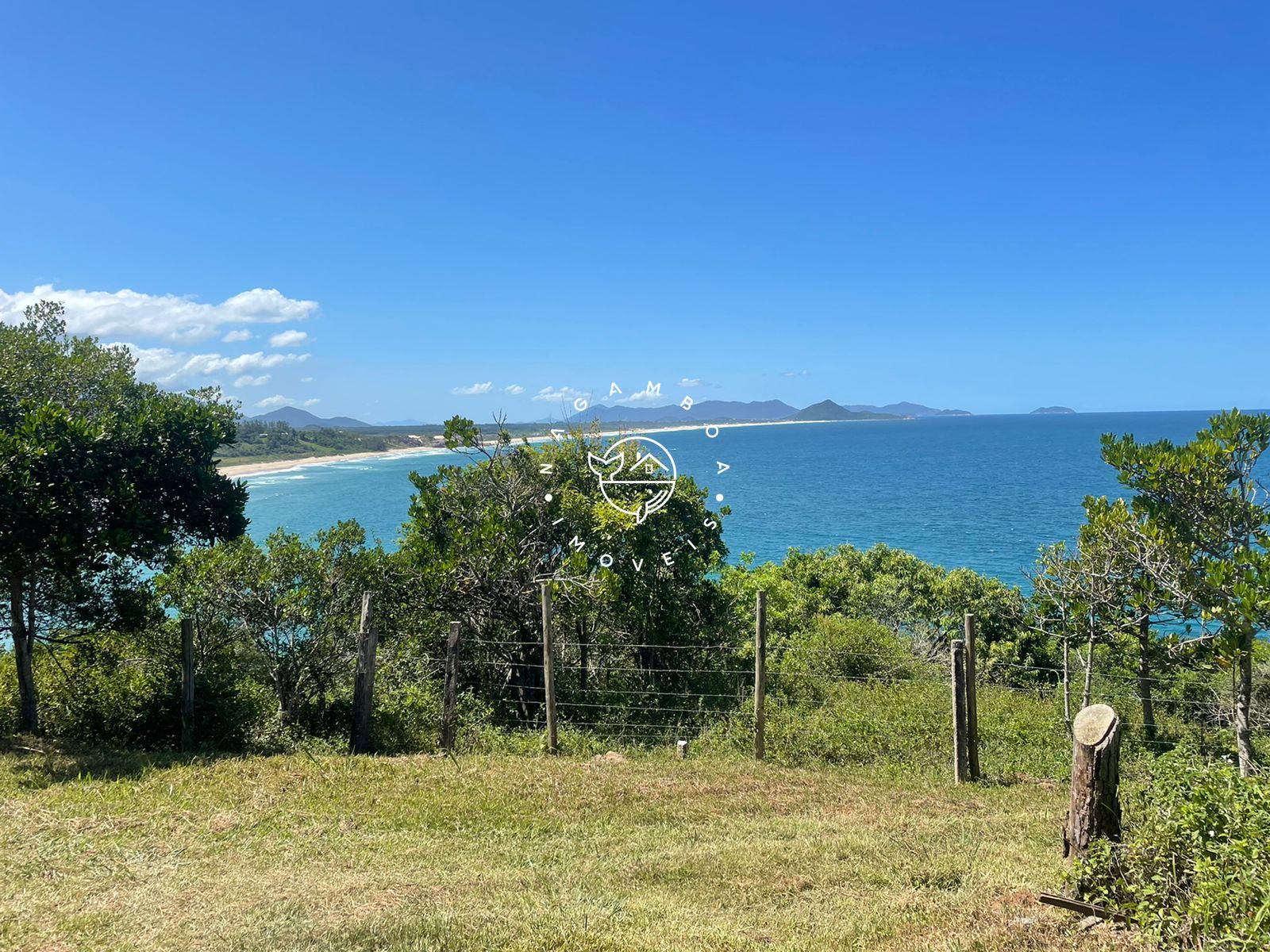 Terreno vista mar à venda, na Praia da Gamboa, em Garopaba.