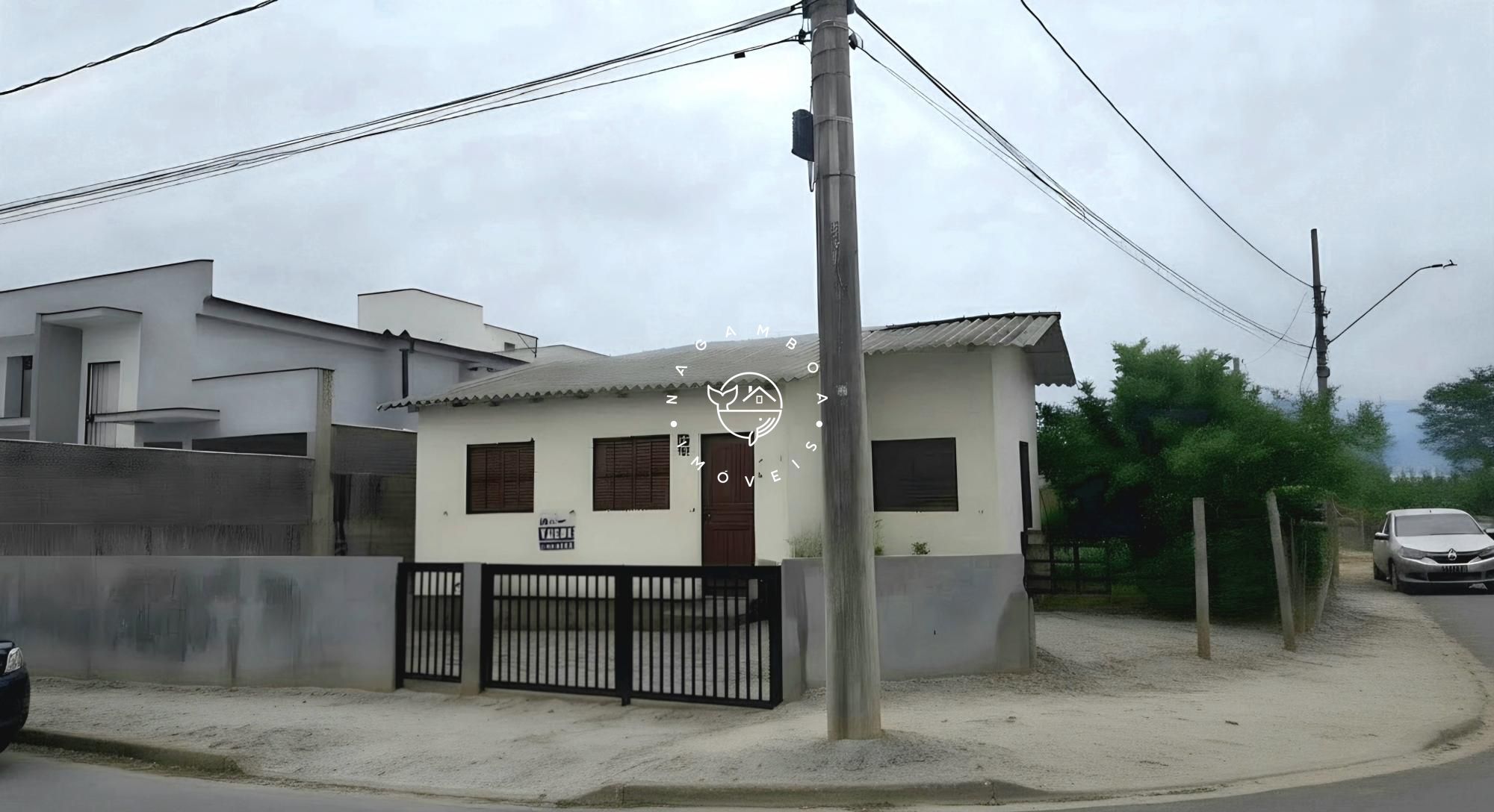 Casa de esquina a venda no Lot. Vale Verde, no bairro Bela Vista em Palhoça.
