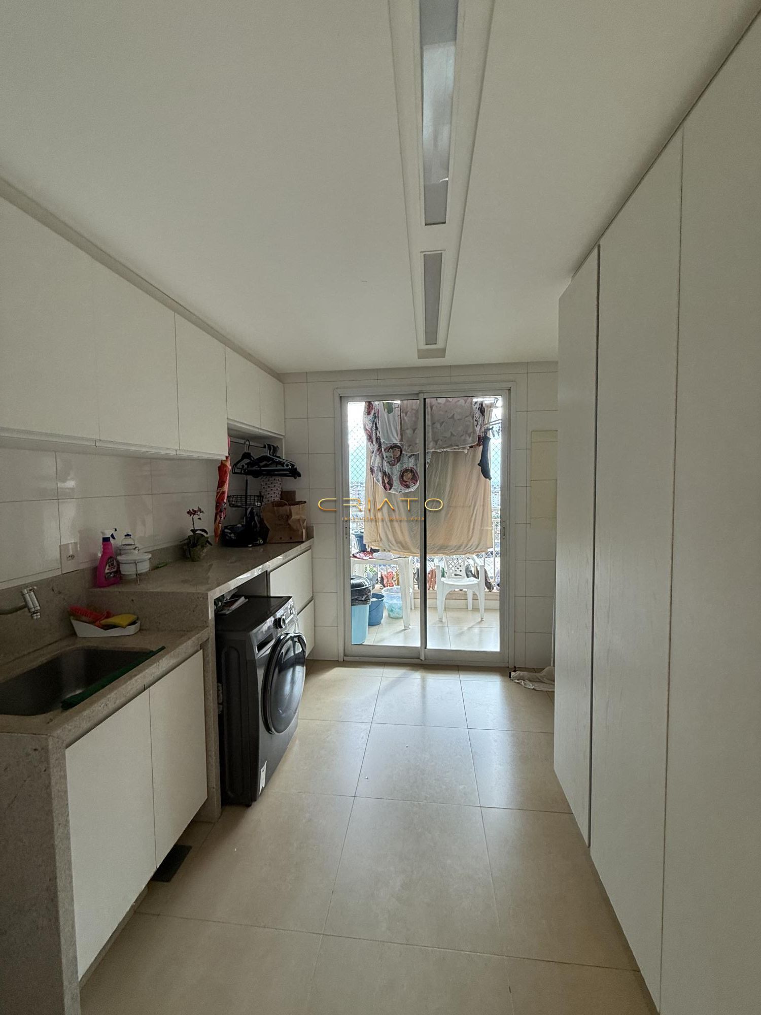 Apartamento à venda com 3 quartos, 164m² - Foto 12