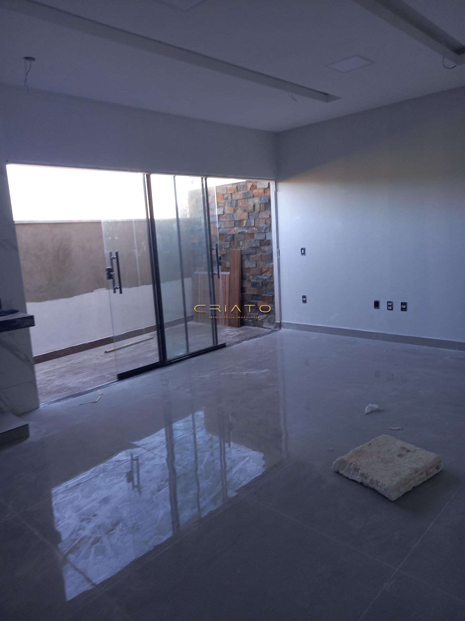 Casa à venda com 3 quartos, 120m² - Foto 13