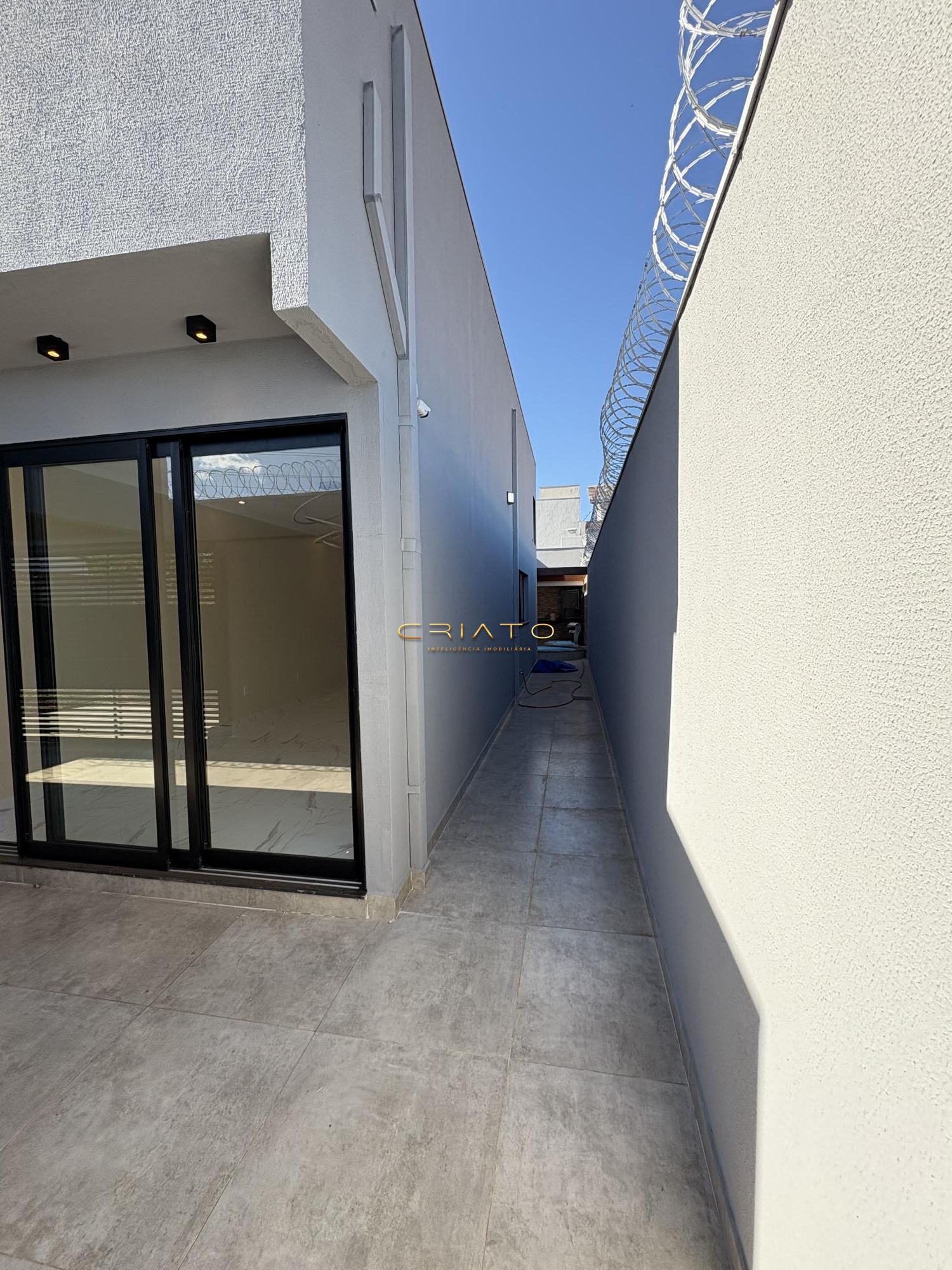 Casa à venda com 3 quartos, 230m² - Foto 5