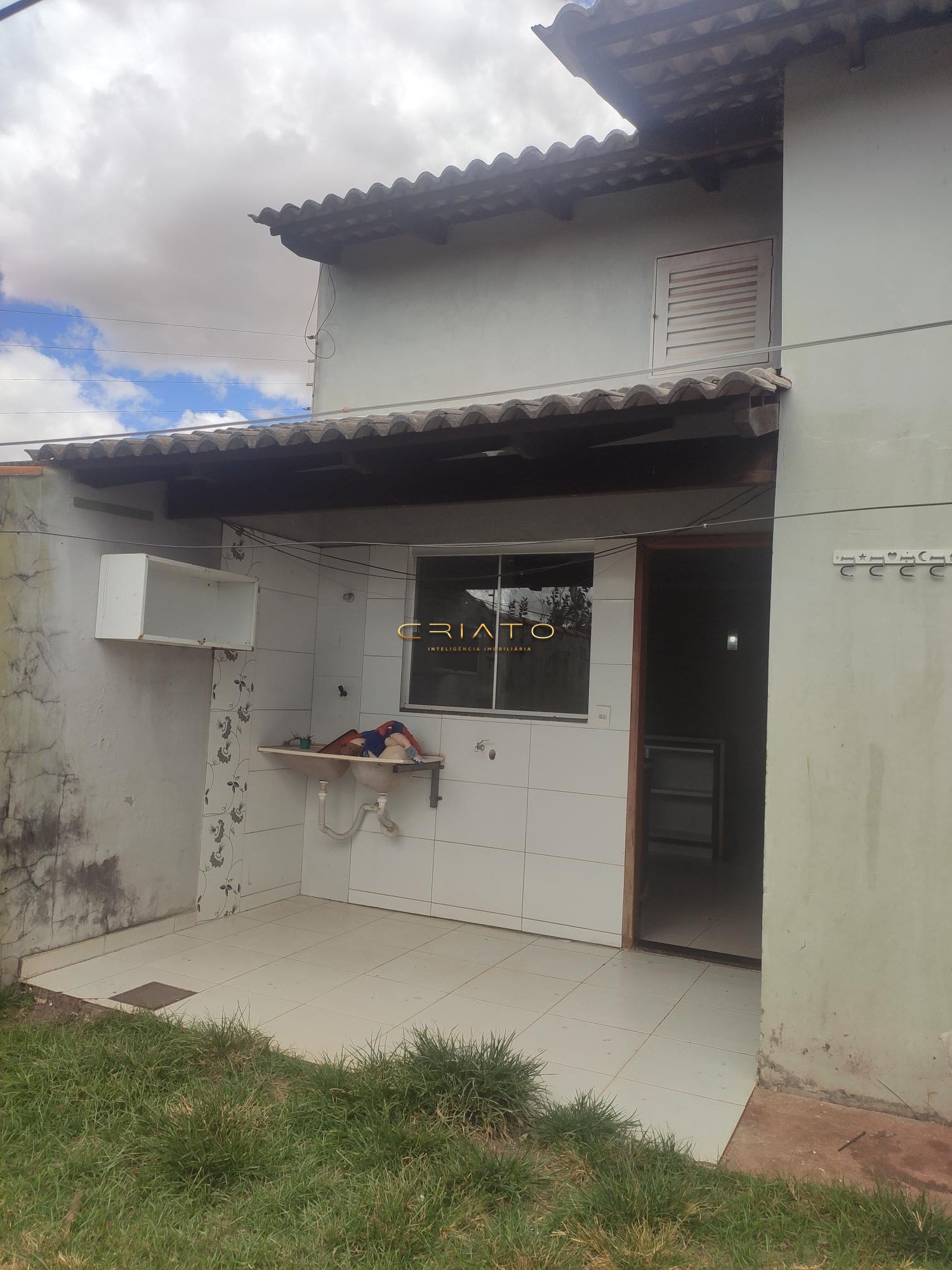 Casa à venda com 3 quartos, 90m² - Foto 13