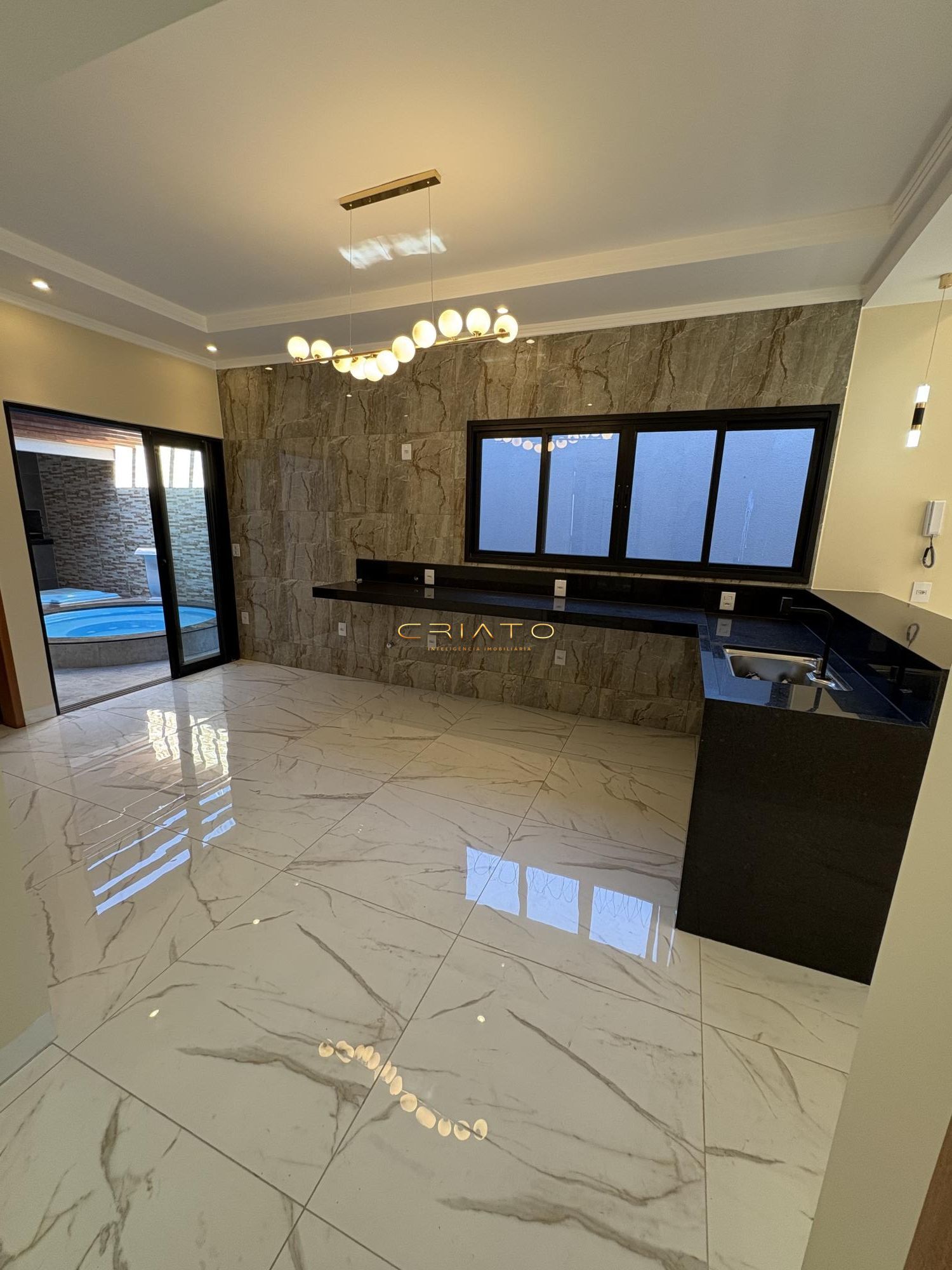 Casa à venda com 3 quartos, 230m² - Foto 8