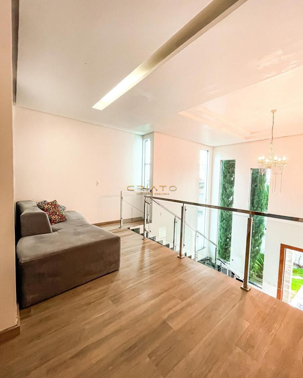 Casa à venda com 3 quartos, 250m² - Foto 4