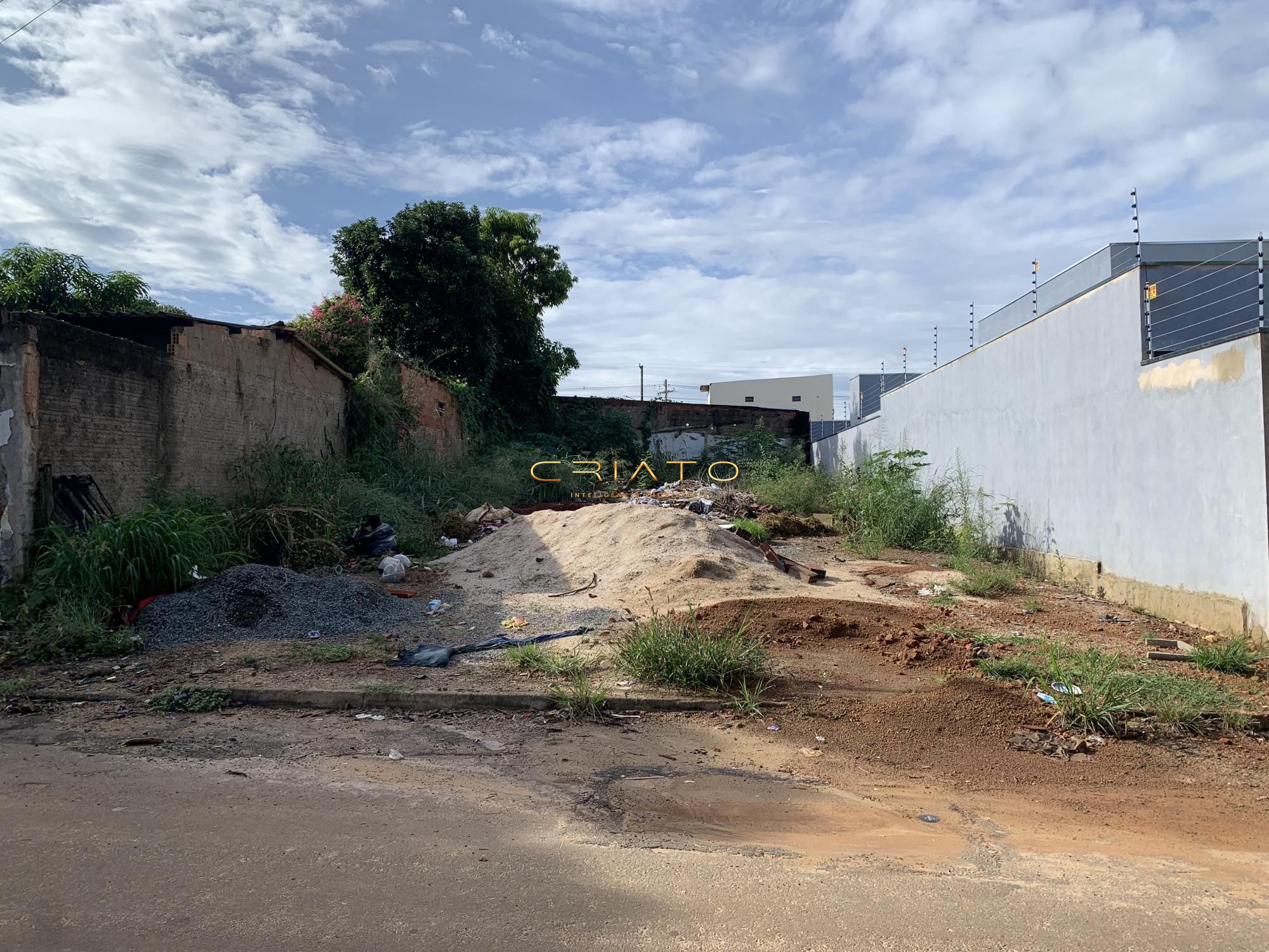 Terreno/Lote à venda  no Gran Ville - Anápolis, GO. Imóveis