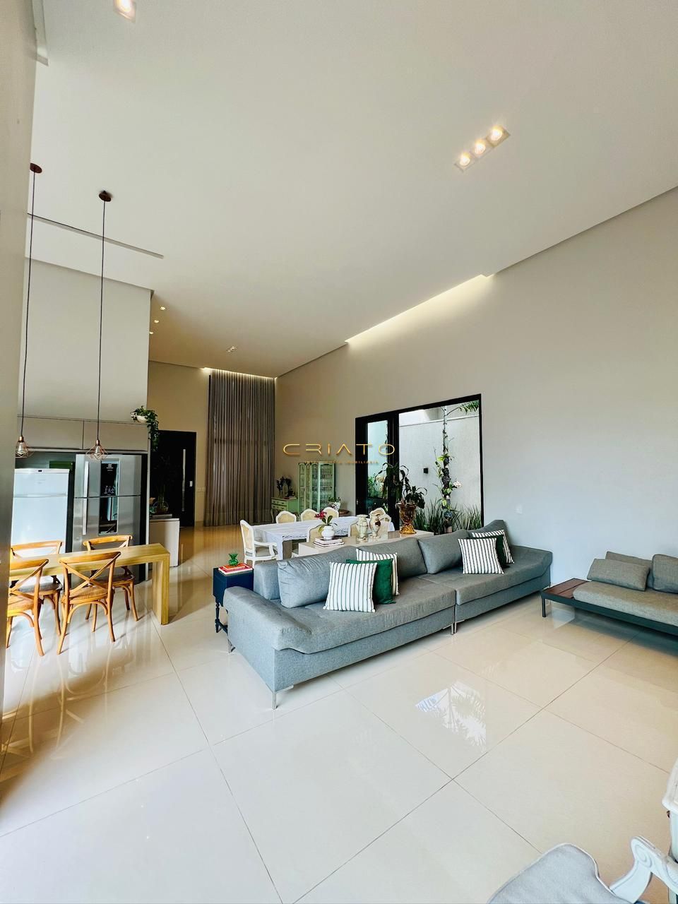 Casa, 3 quartos, 250 m² - Foto 15