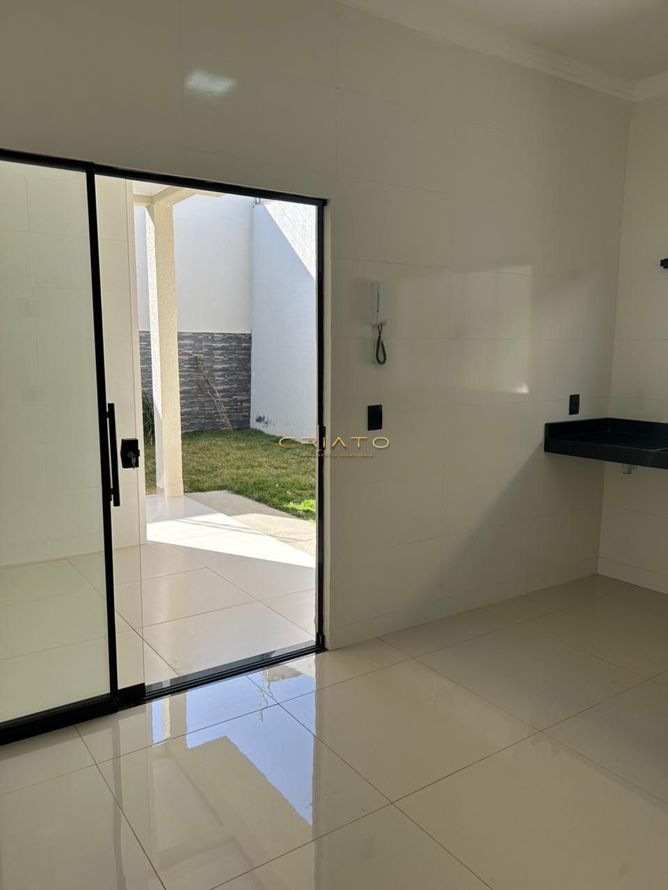 Casa à venda com 3 quartos, 112m² - Foto 4