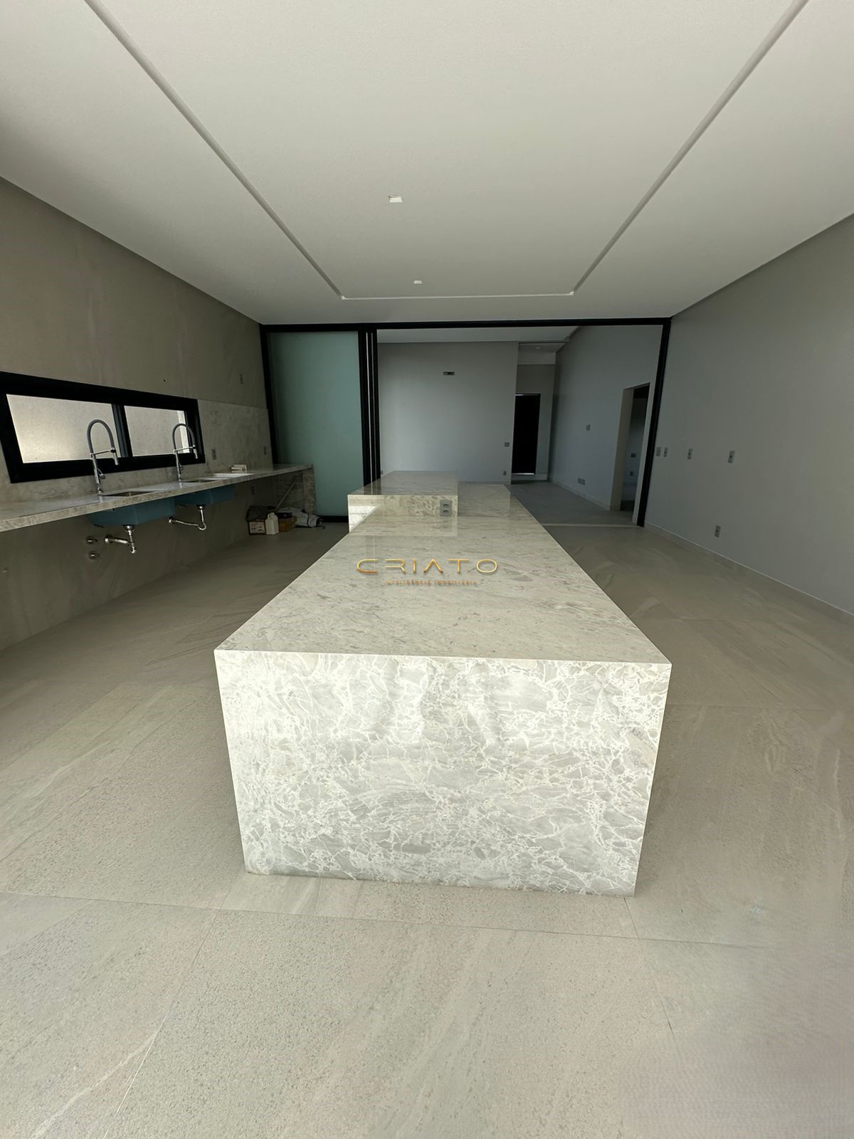 Casa de Condomínio à venda com 4 quartos, 305m² - Foto 11
