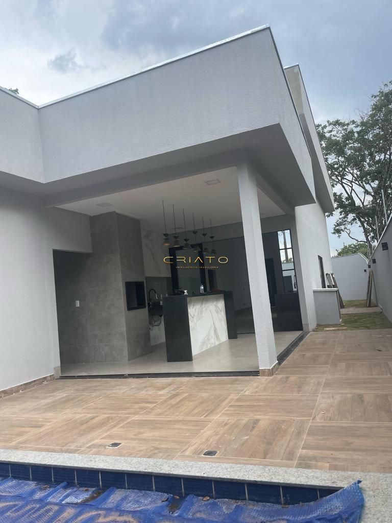 Casa à venda com 3 quartos, 150m² - Foto 2