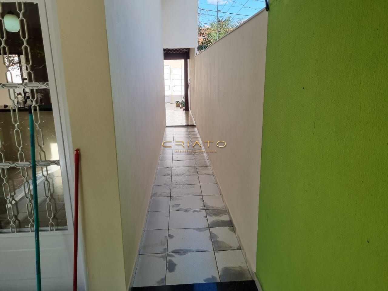 Casa à venda com 3 quartos, 18m² - Foto 12