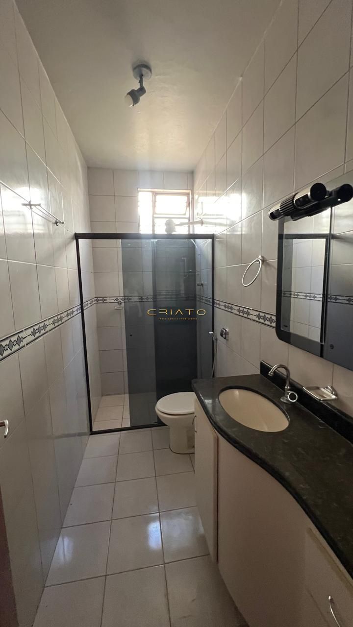Casa Comercial à venda com 3 quartos, 400m² - Foto 12