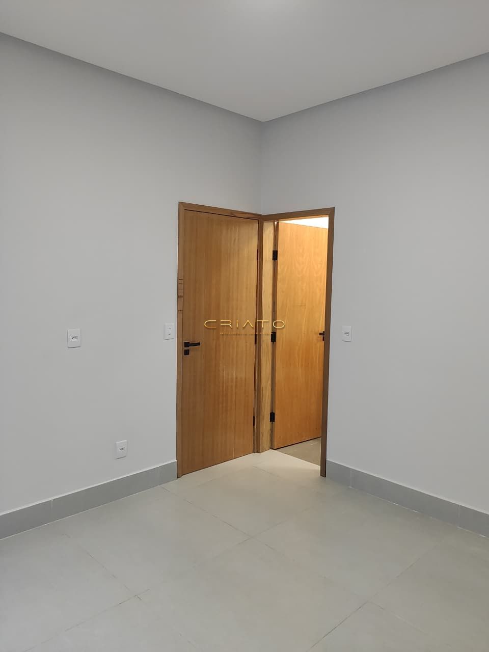 Casa à venda com 2 quartos, 105m² - Foto 13