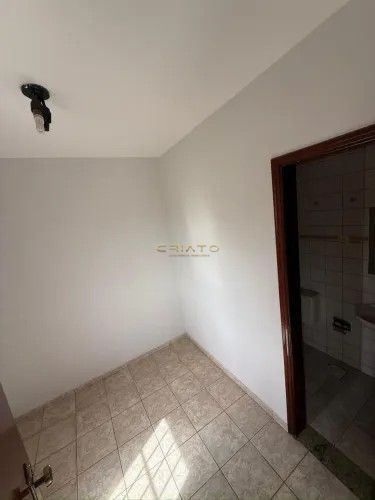 Apartamento à venda com 4 quartos, 99m² - Foto 11