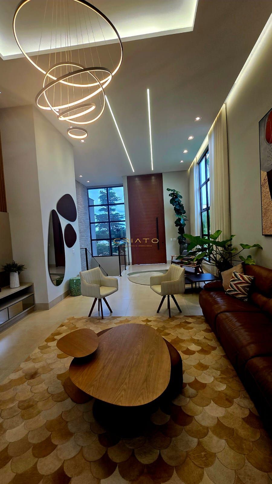 Sobrado, 5 quartos, 320 m² - Foto 2