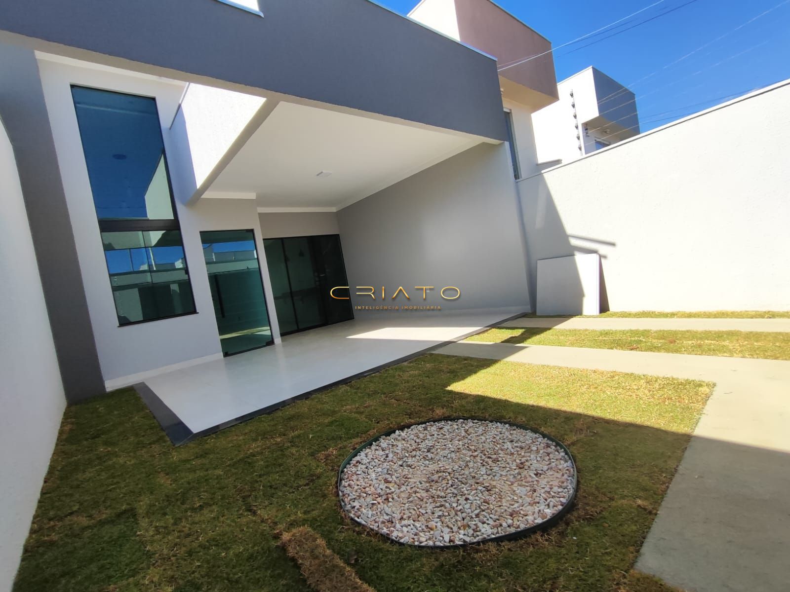 Casa à venda com 3 quartos, 104m² - Foto 2