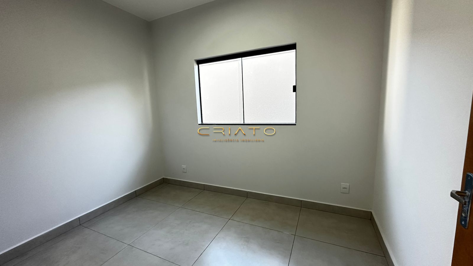 Casa à venda com 3 quartos, 109m² - Foto 11