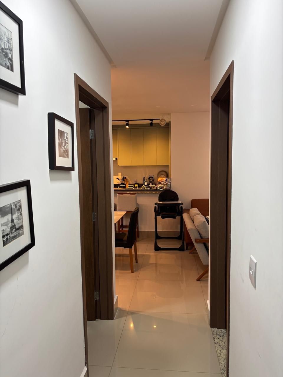 Apartamento com 2 Dormitórios à venda, 76 m² por R$ 700.000,00 Apartamento com 2 Dormitórios à venda, 76 m² por R$ 700.000,00