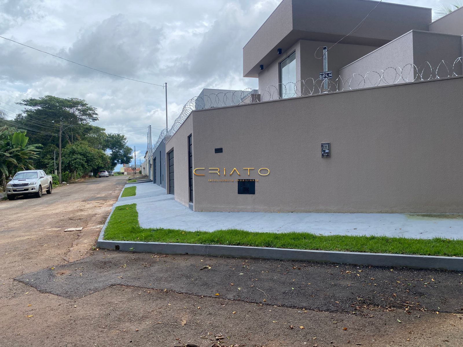 Casa à venda com 2 quartos, 135m² - Foto 1